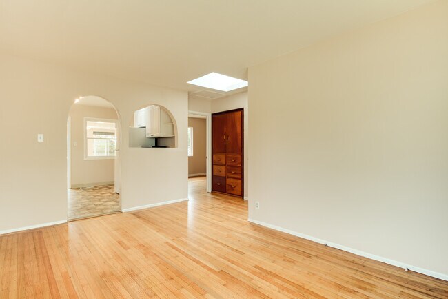 Building Photo - 248 Virginia Ave