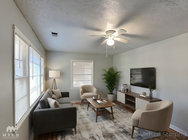 Building Photo - 1768 Santa Cruz Dr