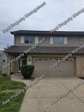 Building Photo - 9149 Waymond Ave