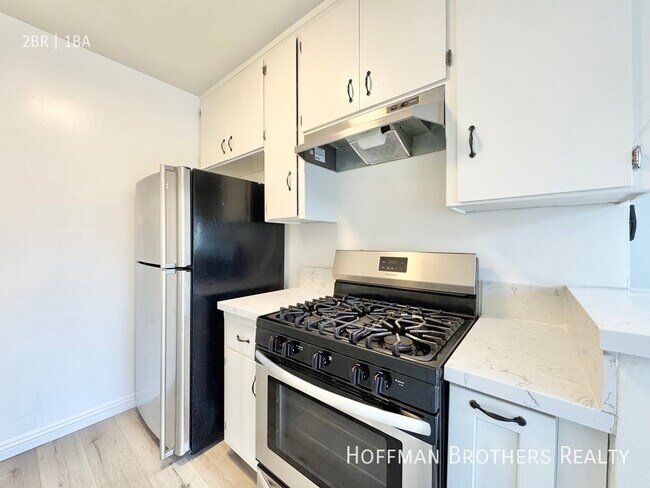 Foto del edificio - 4338 Berryman Ave