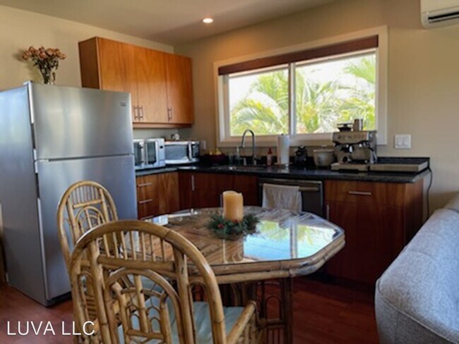 Building Photo - 1 br, 1 bath House - 554 North Kalaheo Ave