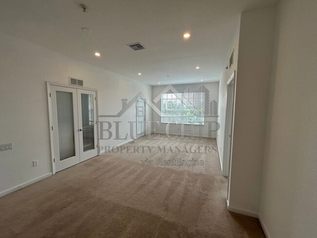 Building Photo - 3314 Robert Trent Jones Dr
