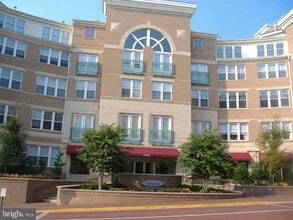 Building Photo - 12000 Market St