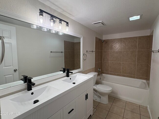 Foto del edificio - 522 N 4th St