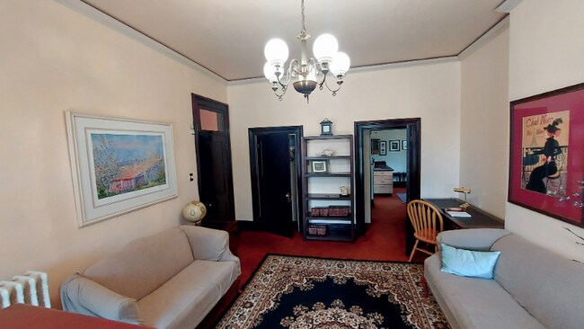 Foto del edificio - 334 E Mulberry St