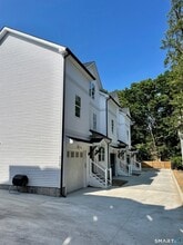 Building Photo - 315 Humphrey St