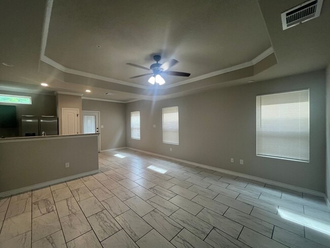 Building Photo - 6318 Luglio Lane #101, San Antonio, TX 78233