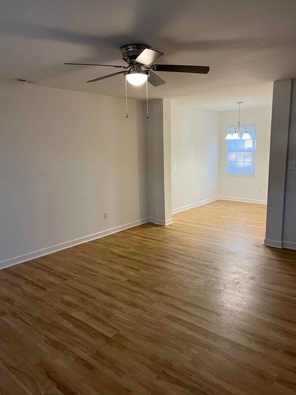 Building Photo - 1614 Briarmont Ct
