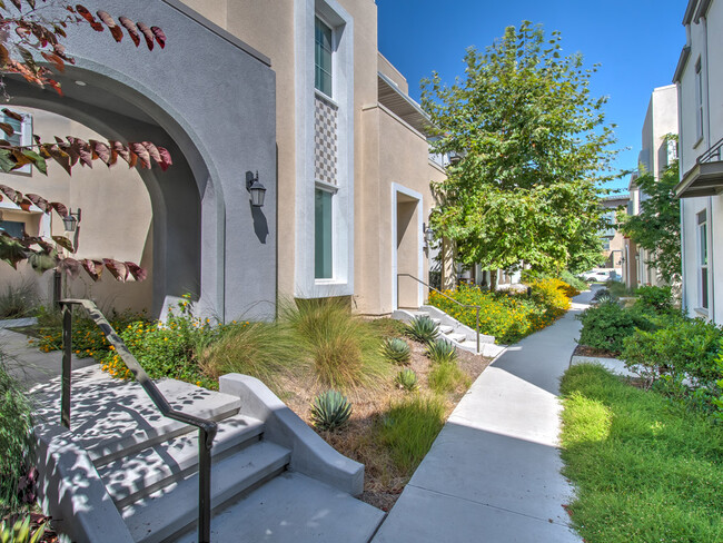 Building Photo - 147 Acamar