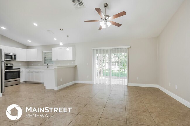 Foto del edificio - 1018 Card St E