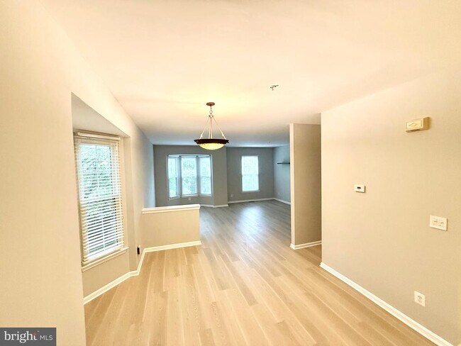Foto del edificio - 8 Diamond Hill Ct
