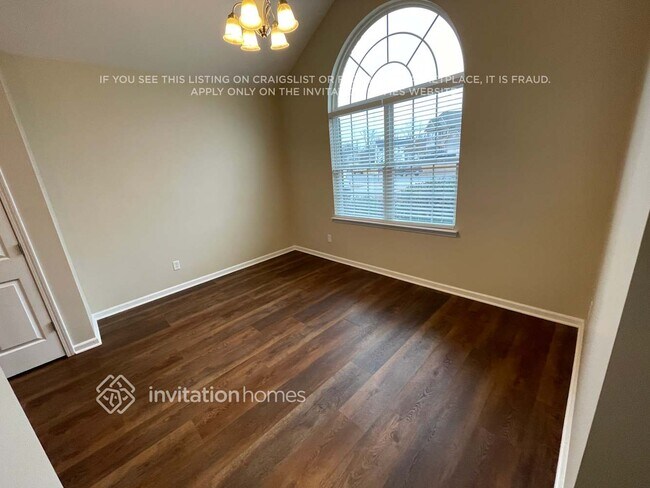 Foto del edificio - 2826 Parsifal Ln
