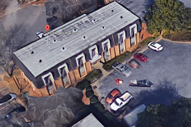 Foto del edificio - 315 Winding River Dr