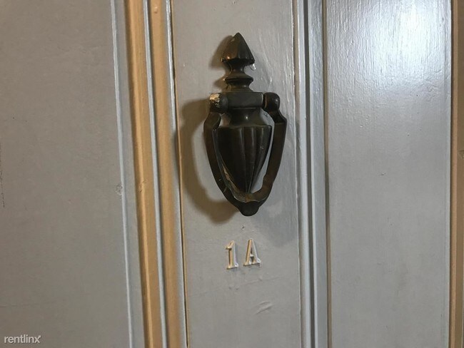 Foto del edificio - 220 W Madison St
