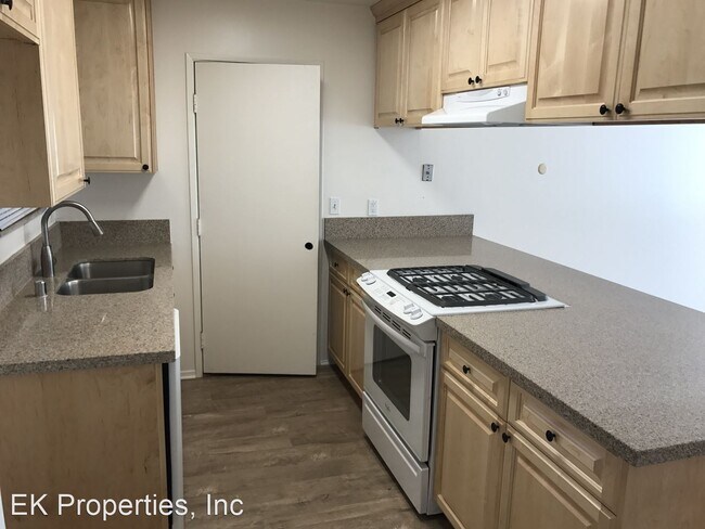 Foto del edificio - 4 br, 2 bath House - 4028 Mira Costa