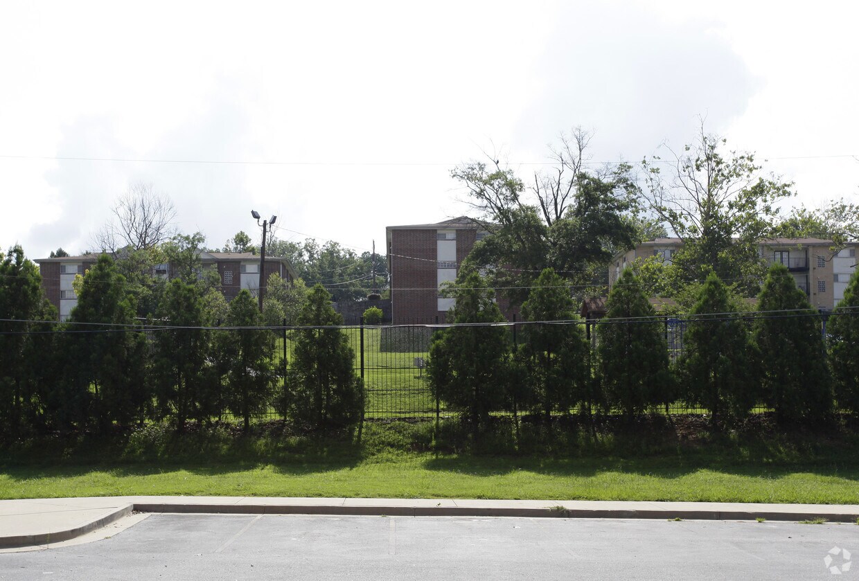 Allen Hills Apartments in Atlanta, GA