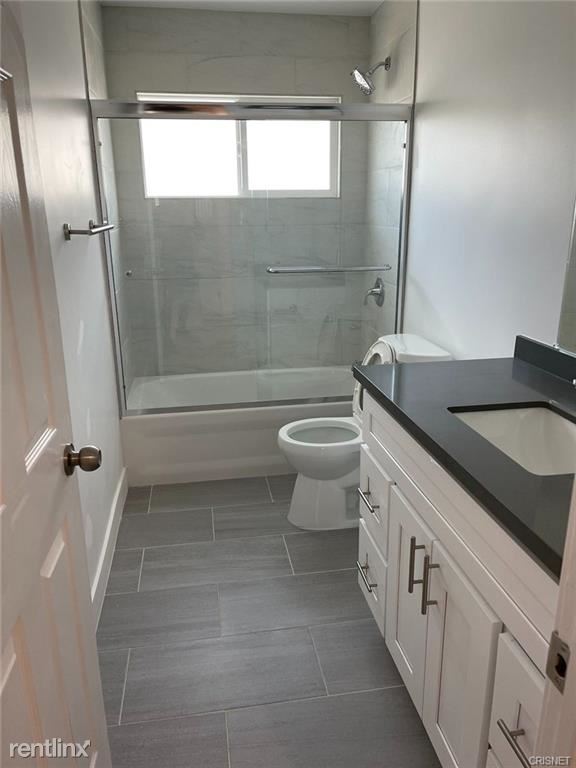 Foto del edificio - 4 br, 2 bath House - 24241 Kittridge St