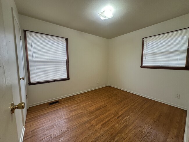 Foto del edificio - 400 Lancashire Rd