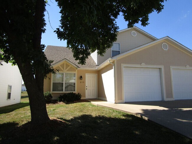 Foto del edificio - 3519-3521-3521 Prescott Dr