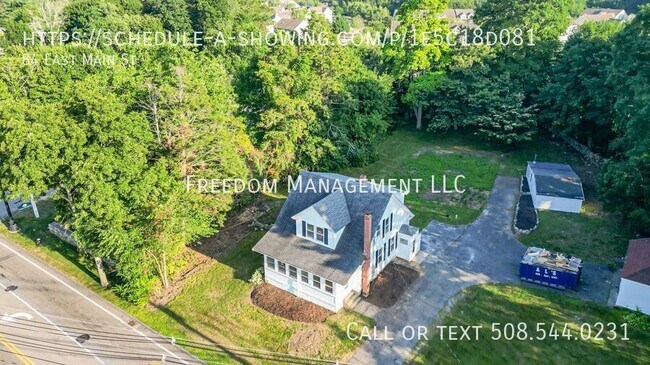 Foto del edificio - 84 E Main St