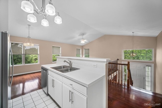 Foto del edificio - 968 Ainsley Dr