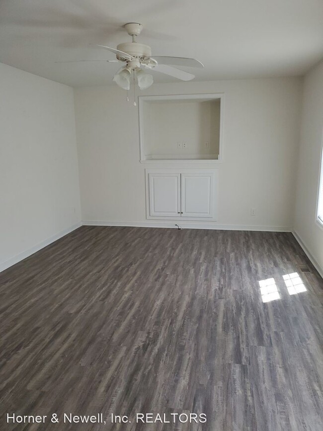 Building Photo - 3 br, 2 bath House - 137 Gene Road