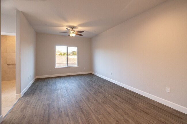 Foto del edificio - 814 N Palm St