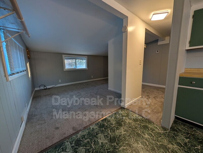 Building Photo - 719 Richwood Rd