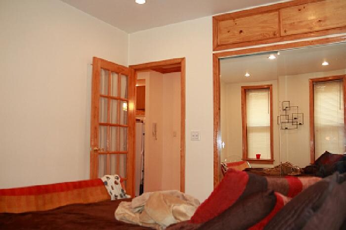 Foto principal - 1594 York Ave