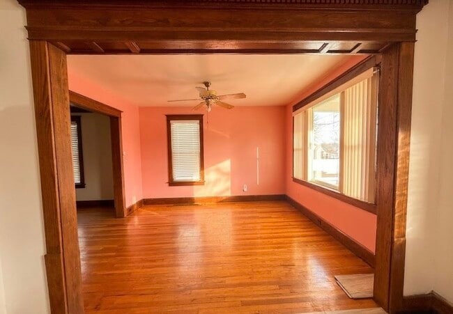 Building Photo - 3215 Stack Ave