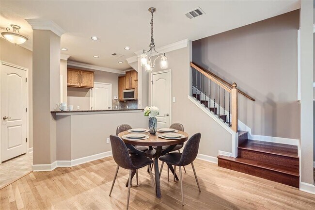 Building Photo - 8518 Cahill Dr