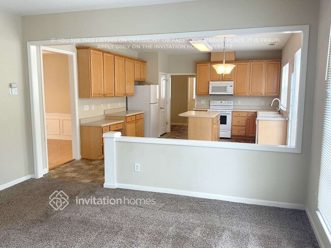 Building Photo - 5304 Granada Hills Dr