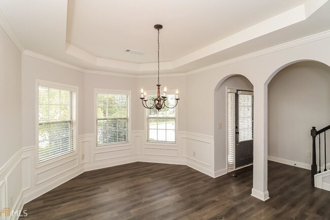 Building Photo - 390 Autumn Bluff Dr