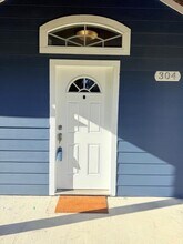 Building Photo - 304 Jill Ave