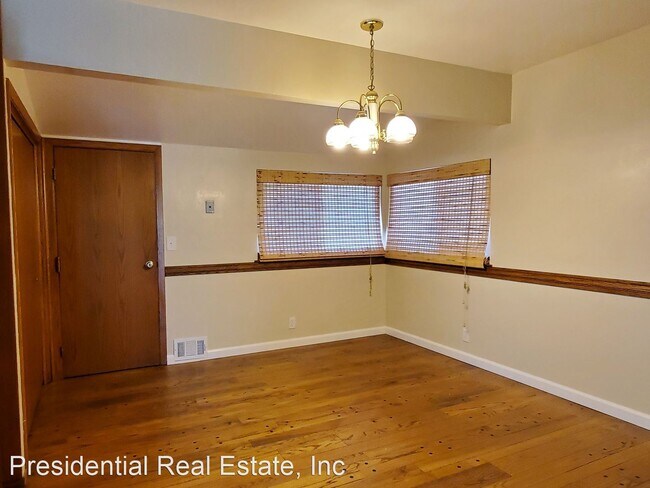 Building Photo - 3 br, 2 bath House - 1459 Newfoundland Drive