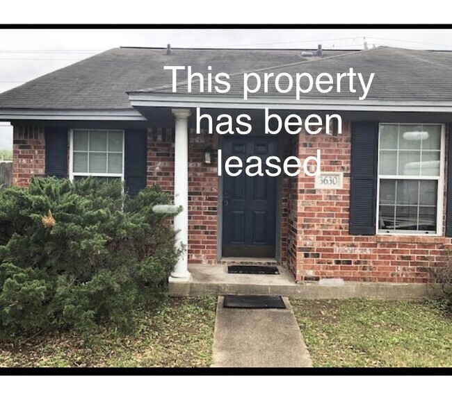 Building Photo - 3630 Hollyhock St