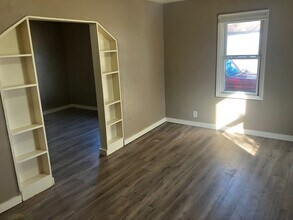 Building Photo - 3309-3313 Main St