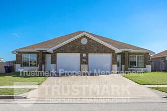 Building Photo - 2911 Starlight Dr