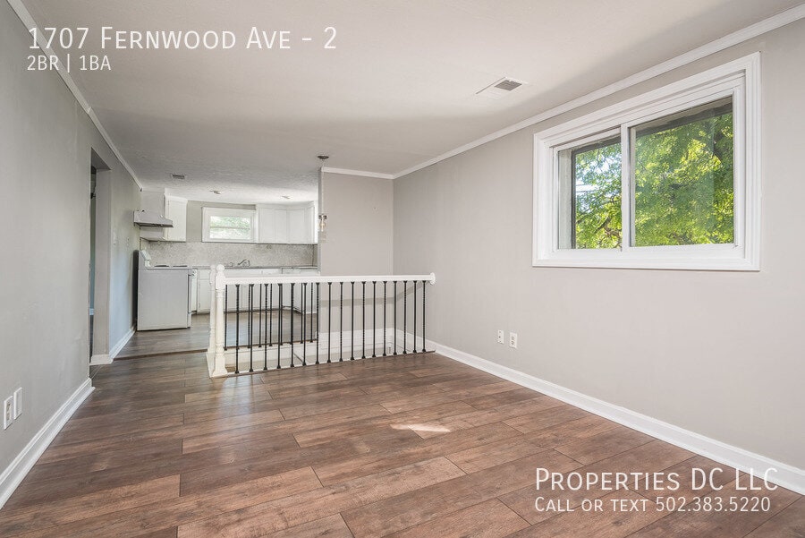 Photo - 1707 Fernwood Ave -2