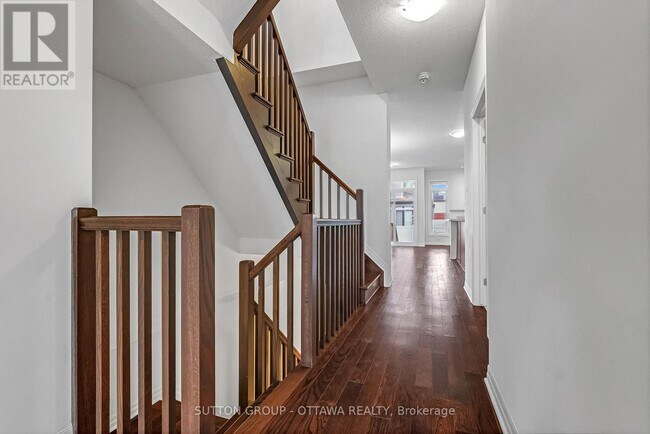Building Photo - 1036 Cobble Hill Dr