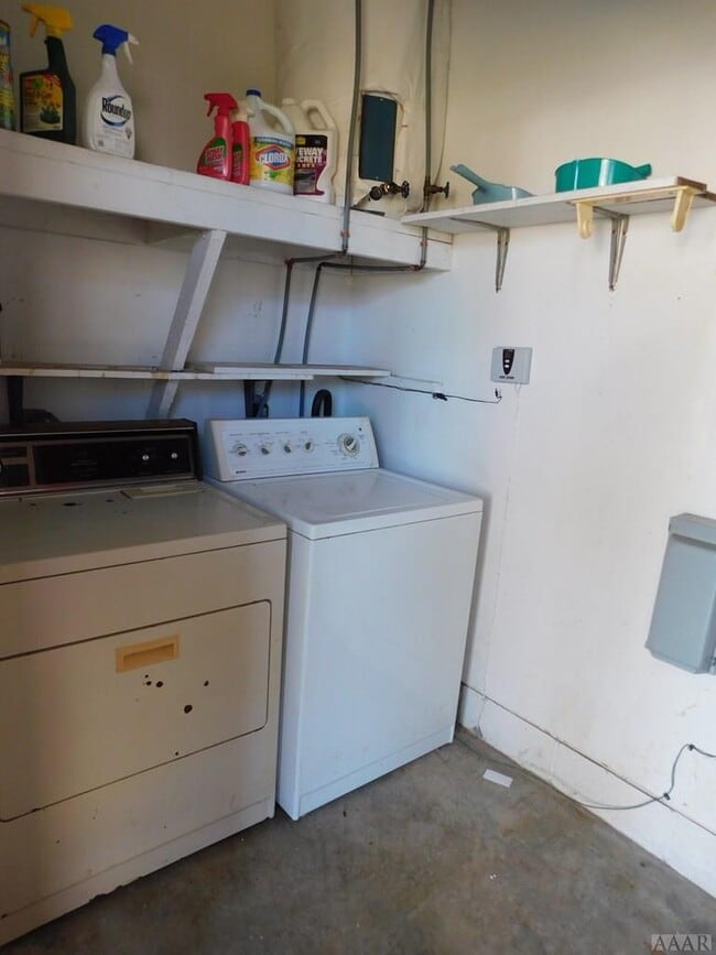 215 Crescent Dr, Hertford, NC 27944 House Rental in Hertford, NC