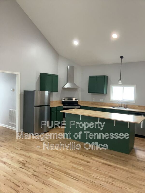 Foto del edificio - 1405 Russell St