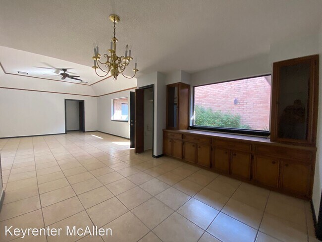 Building Photo - 3 br, 2 bath House - 400 Tyler Avenue