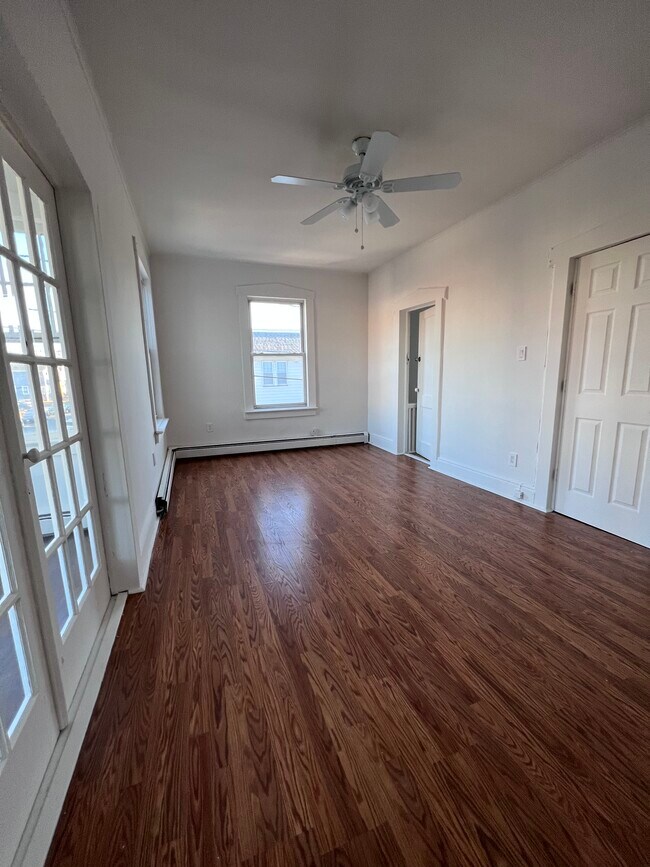 Foto del edificio - 722 Forest St