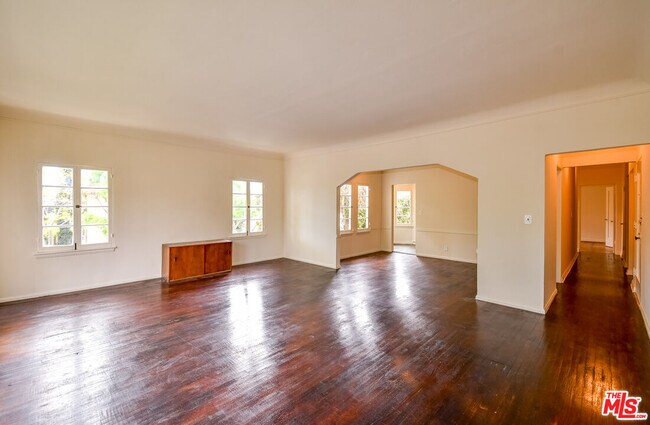 Foto del edificio - 803 Croft Ave