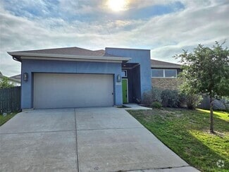 Building Photo - 16524 Glimmering Rd