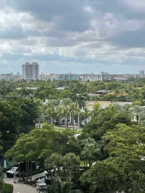 Building Photo - 10185 Collins Ave