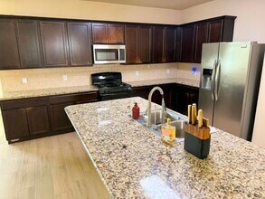 Building Photo - 9315 Claystone Ln