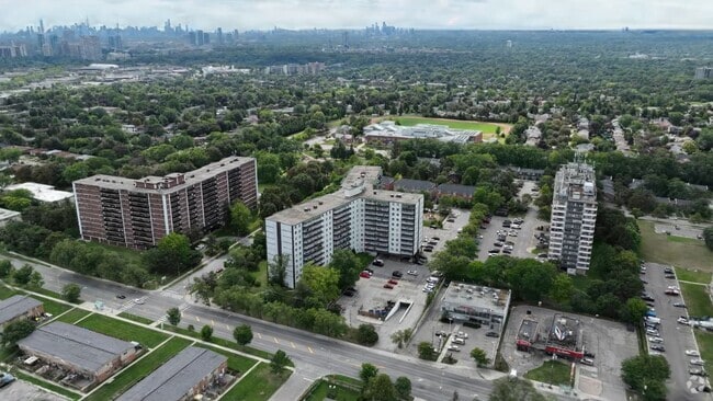  - Rowena Drive