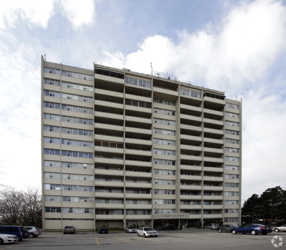 Ridge Hill Tower Apartments 1130 Queens Ave Oakville, ON